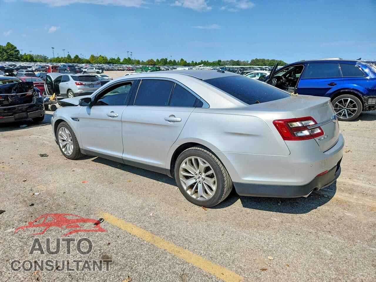 FORD TAURUS 2015 - 1FAHP2F86FG116235