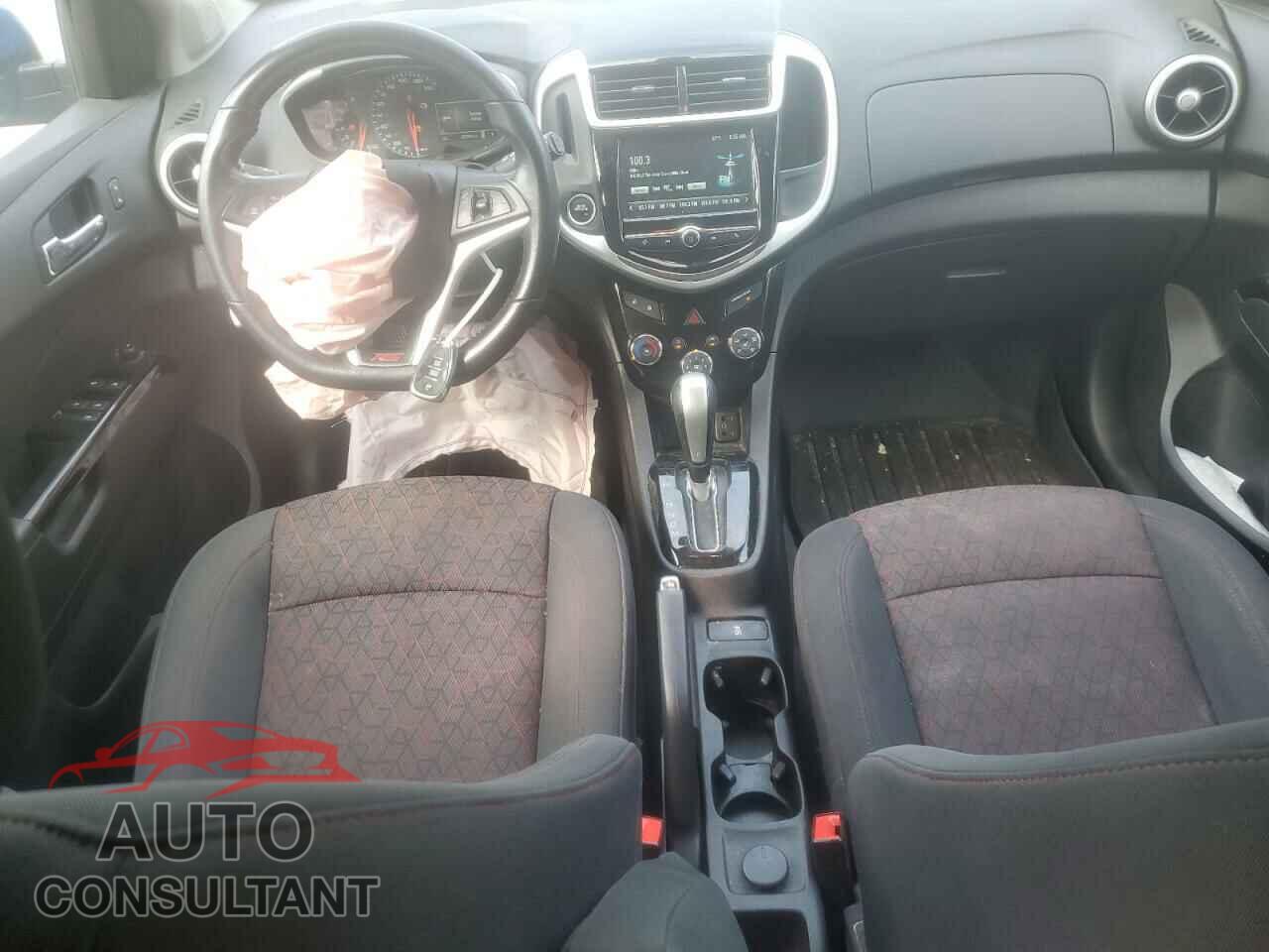 CHEVROLET SONIC 2017 - 1G1JD6SB6H4174257