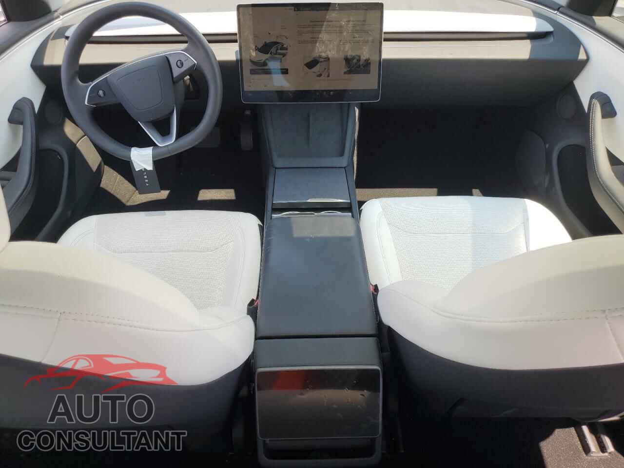TESLA MODEL 3 2024 - 5YJ3E1EB9RF846236