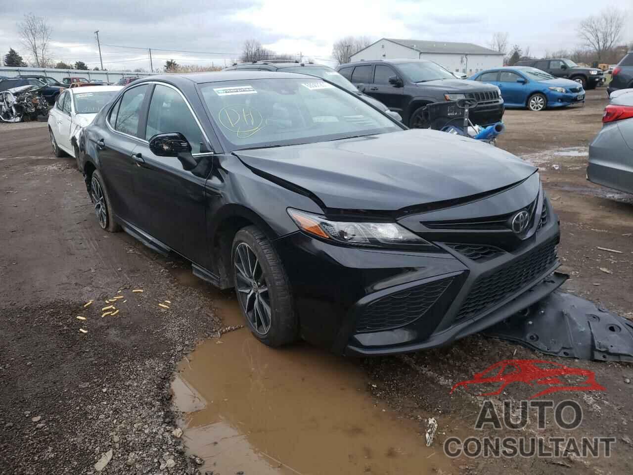 TOYOTA CAMRY 2021 - 4T1G11AK4MU570238