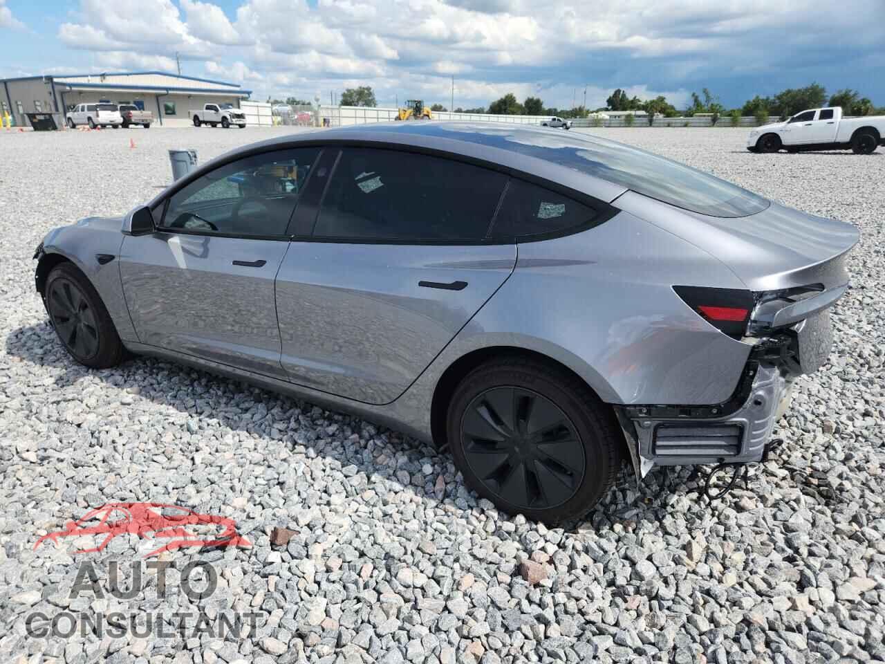 TESLA MODEL 3 2025 - 5YJ3E1EA1SF918334