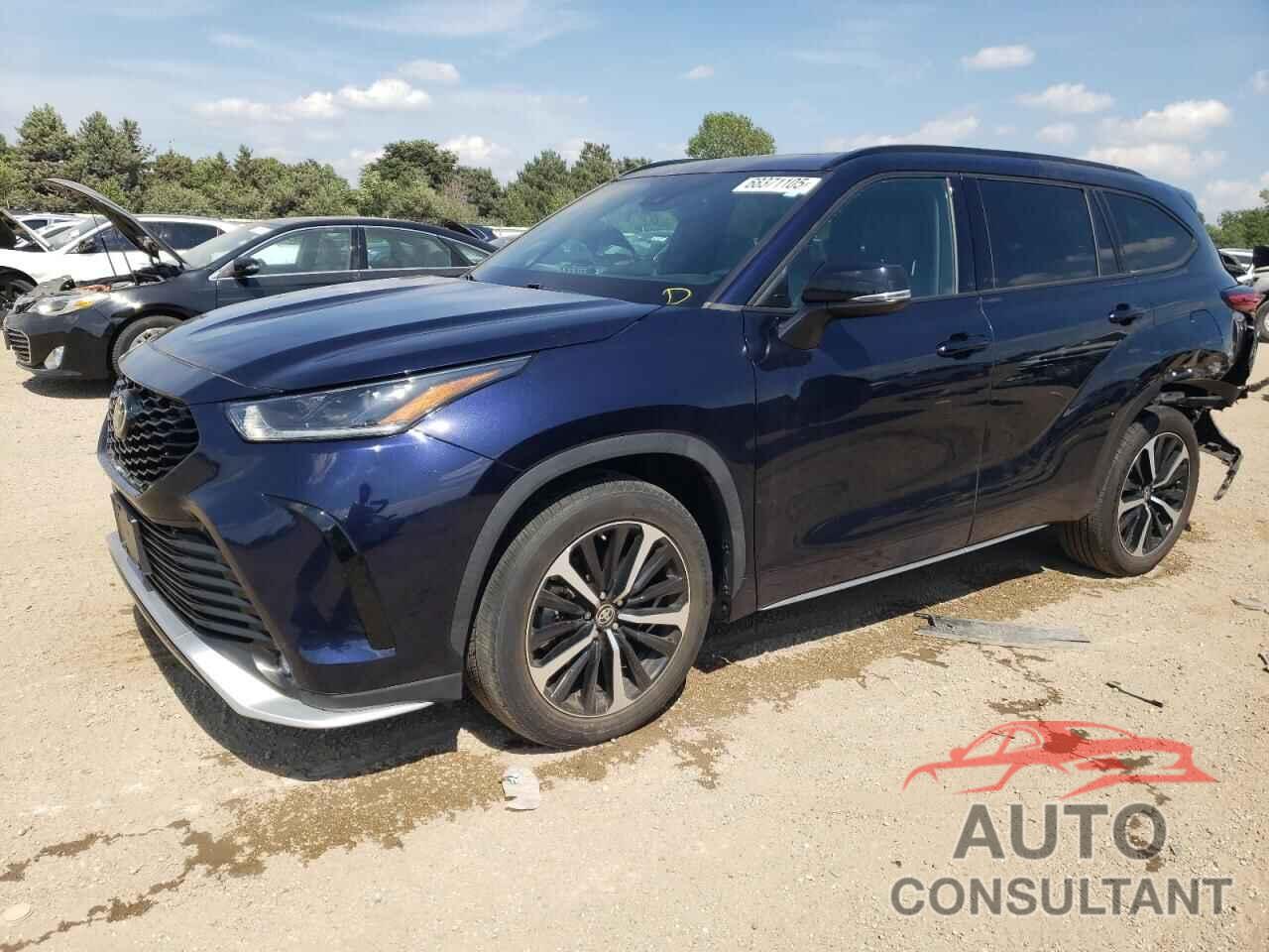 TOYOTA HIGHLANDER 2021 - 5TDJZRBH3MS069852