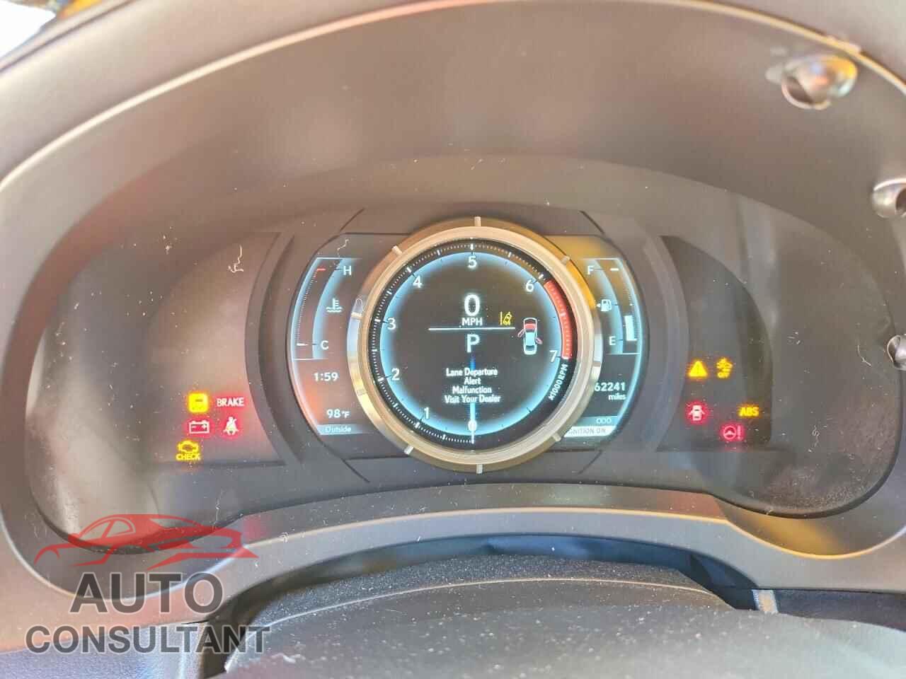 LEXUS IS 2018 - JTHBA1D28J5066144