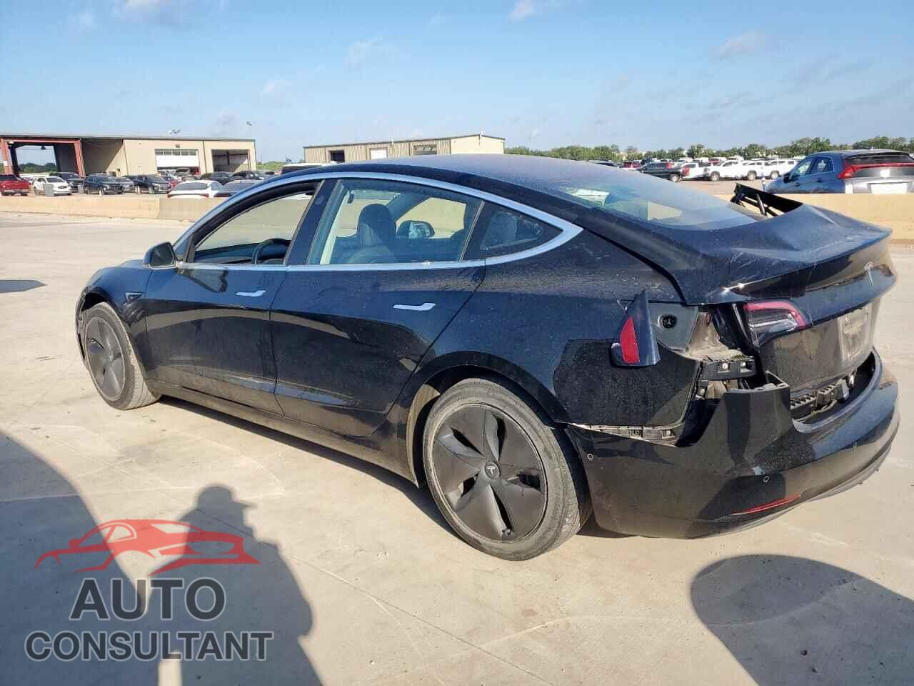 TESLA MODEL 3 2018 - 5YJ3E1EA9JF033667