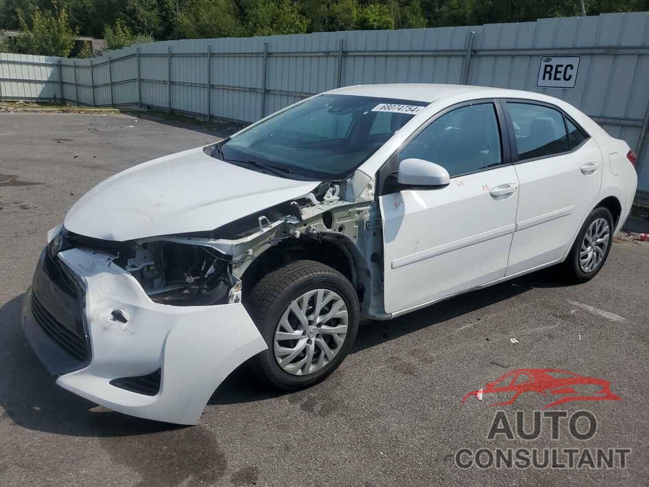 TOYOTA COROLLA 2017 - 2T1BURHE4HC825400