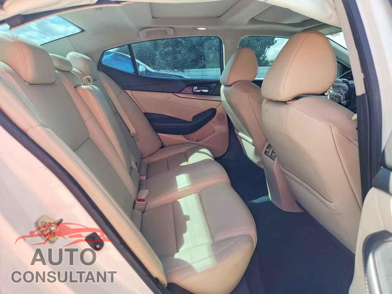 NISSAN MAXIMA 2017 - 1N4AA6AP3HC433487