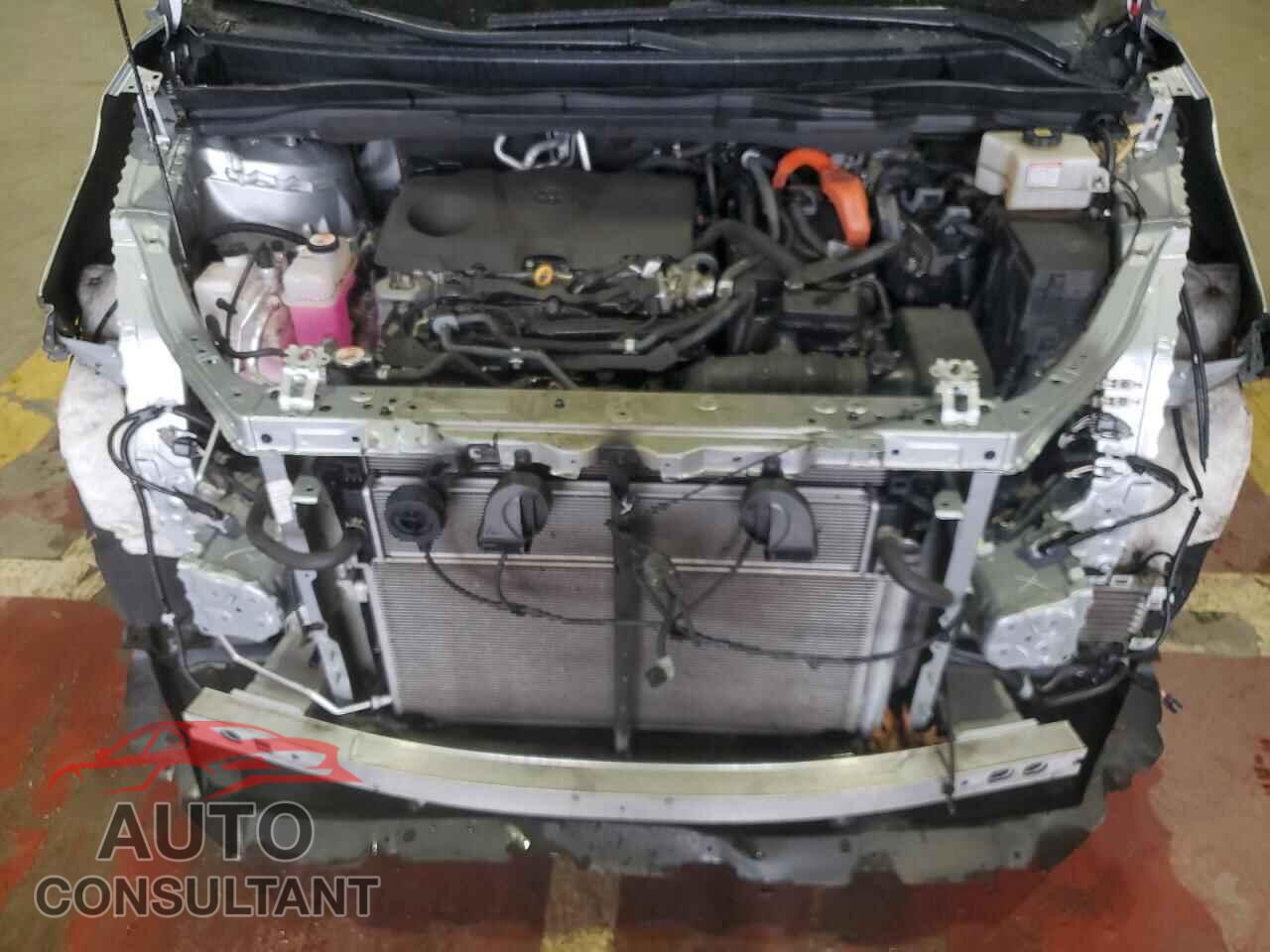 TOYOTA SIENNA 2022 - 5TDESKFC6NS048507
