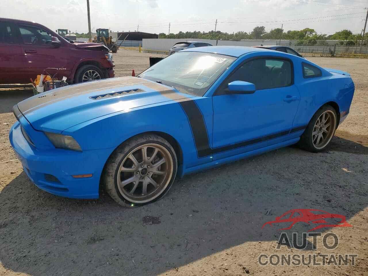 FORD MUSTANG 2013 - 1ZVBP8CF0D5248810