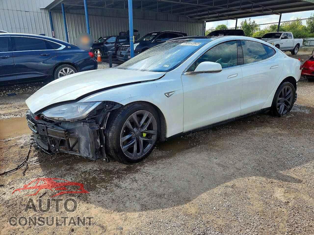 TESLA MODEL S 2015 - 5YJSA1S25FF096082