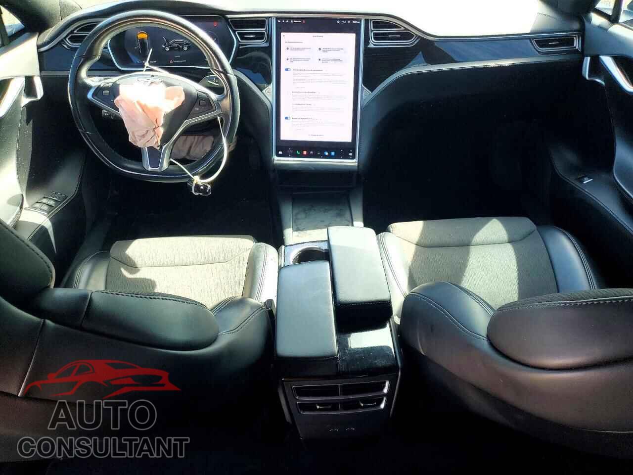 TESLA MODEL S 2017 - 5YJSA1E10HF192711