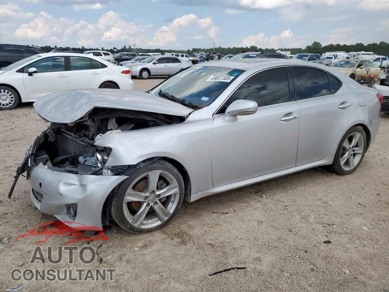 LEXUS IS 2012 - JTHBF5C26C2102802