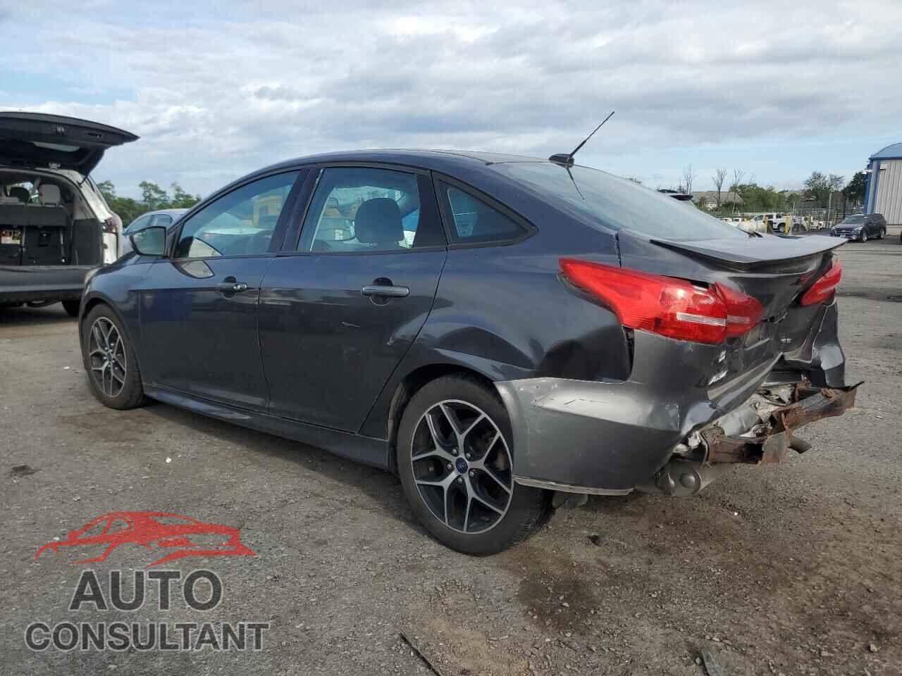 FORD FOCUS 2015 - 1FADP3F26FL386587
