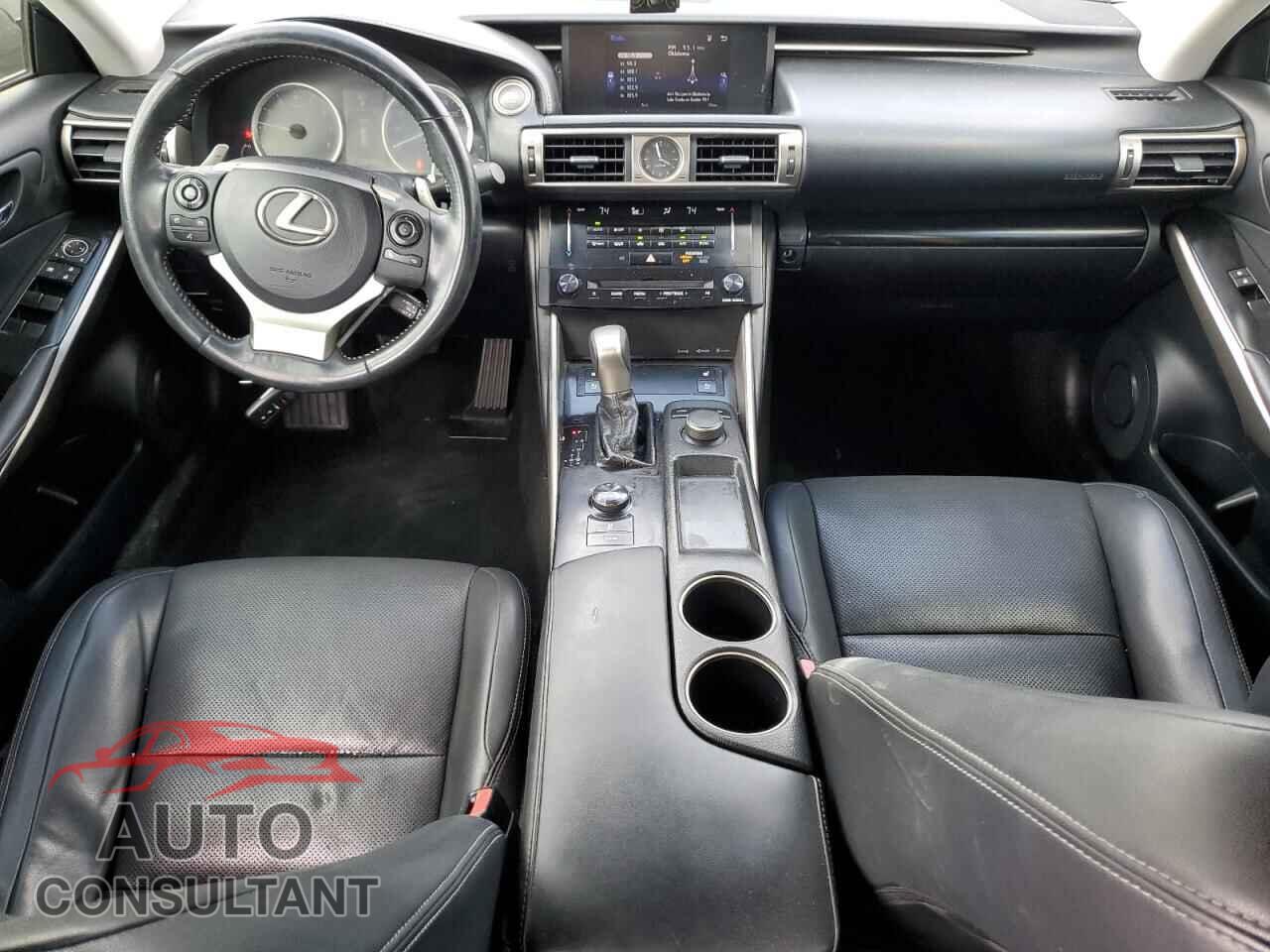 LEXUS IS 2014 - JTHBF1D21E5014331