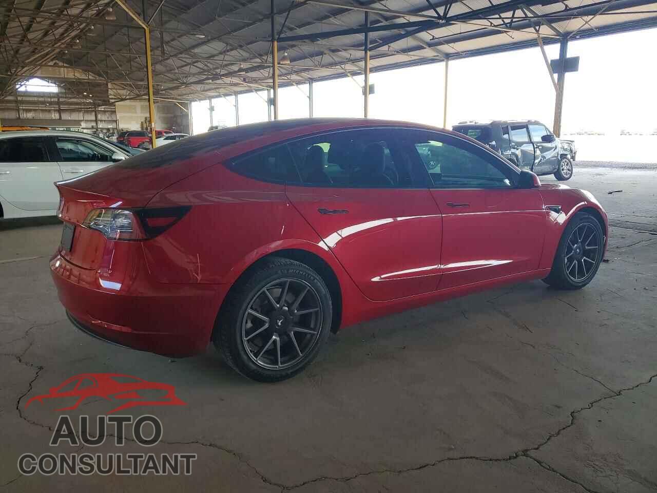 TESLA MODEL 3 2021 - 5YJ3E1EA5MF054066