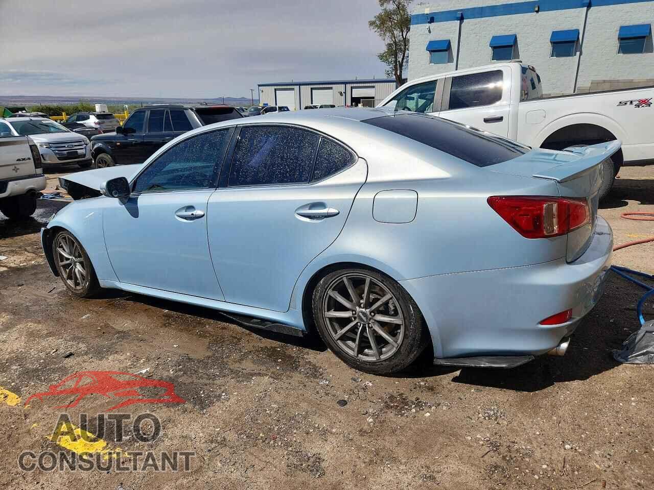 LEXUS IS 2011 - JTHBF5C24B5151249