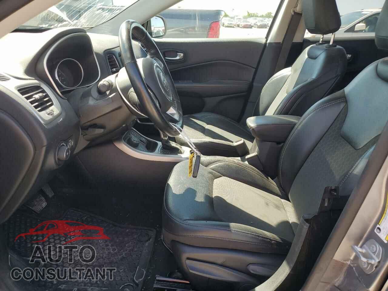 JEEP COMPASS 2020 - 3C4NJDBB4LT150273