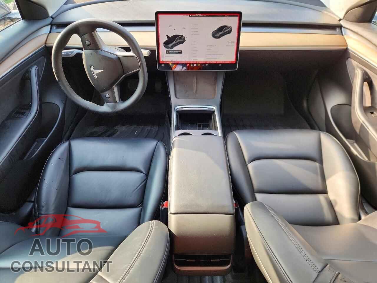 TESLA MODEL 3 2021 - 5YJ3E1EA3MF085199