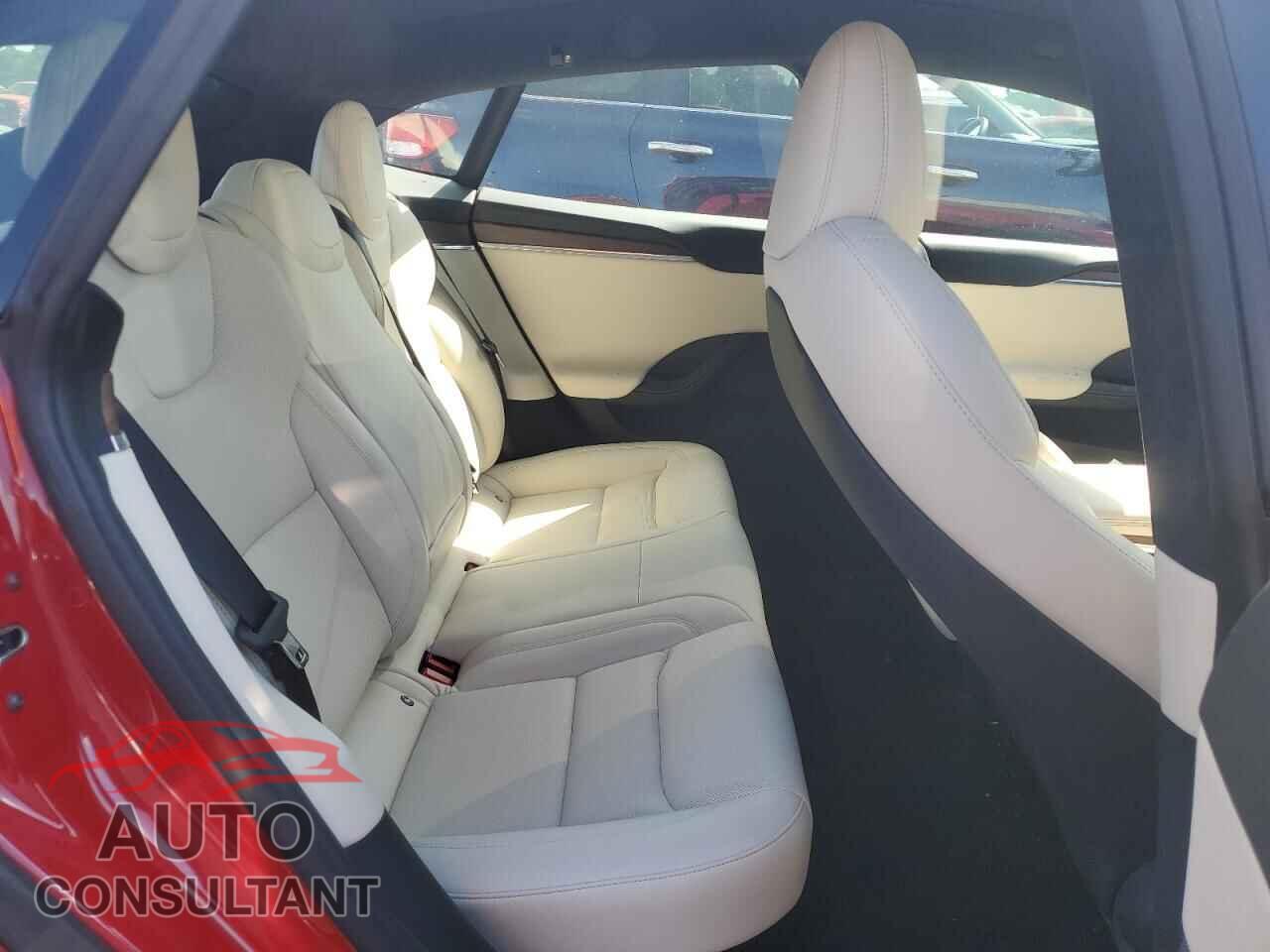 TESLA MODEL S 2021 - 5YJSA1E58MF439325