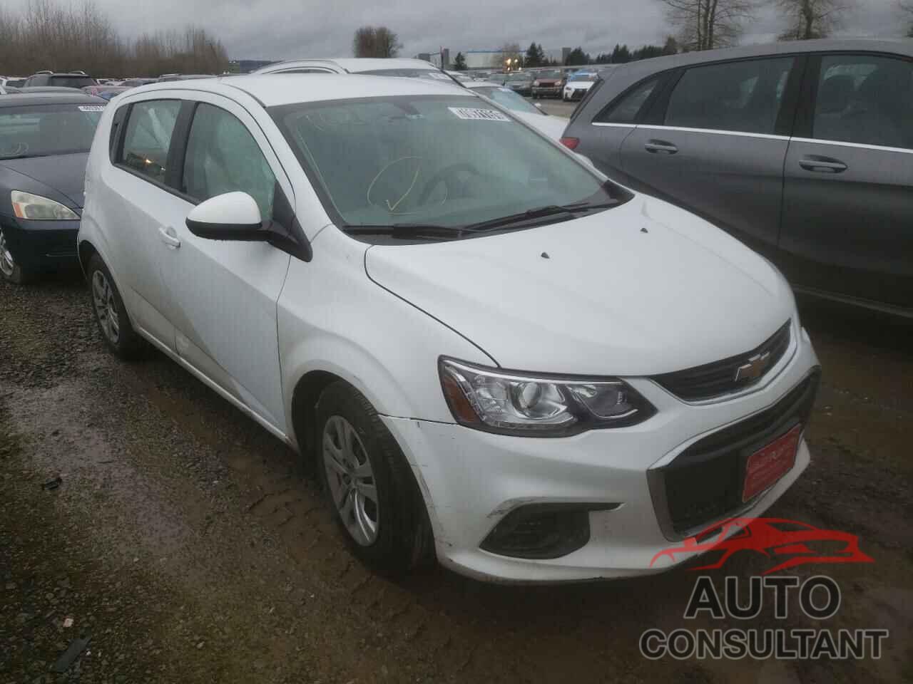 CHEVROLET SONIC 2018 - 1G1JG6SH5J4132440
