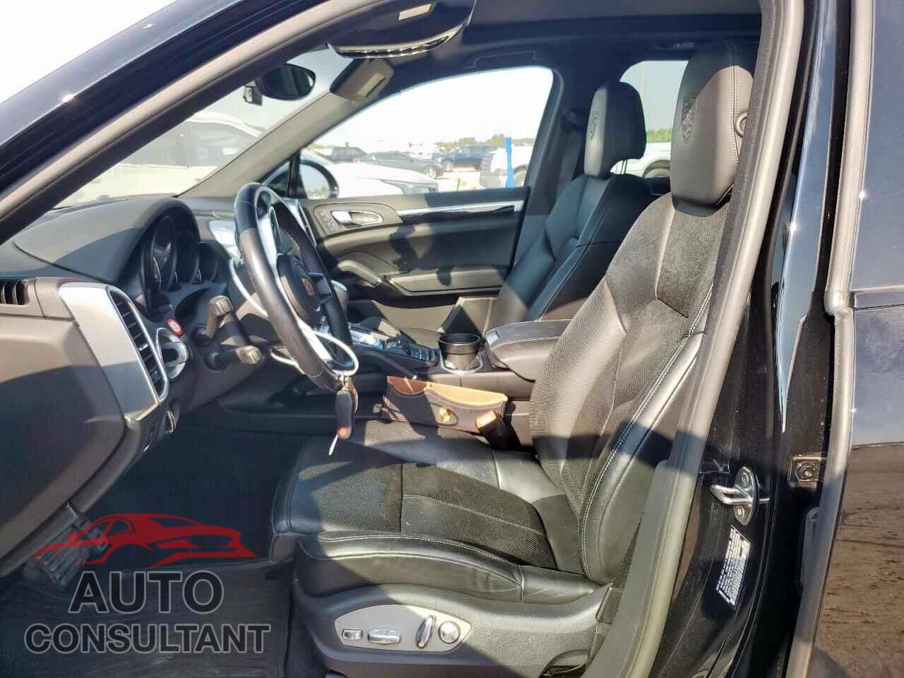 PORSCHE CAYENNE 2017 - WP1AA2A20HKA83151