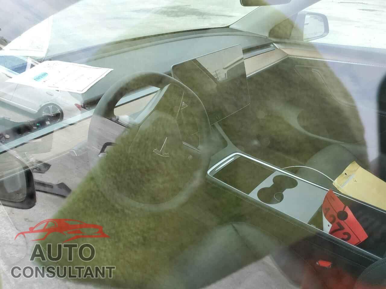 TESLA MODEL Y 2024 - 7SAYGDEEXRF180874