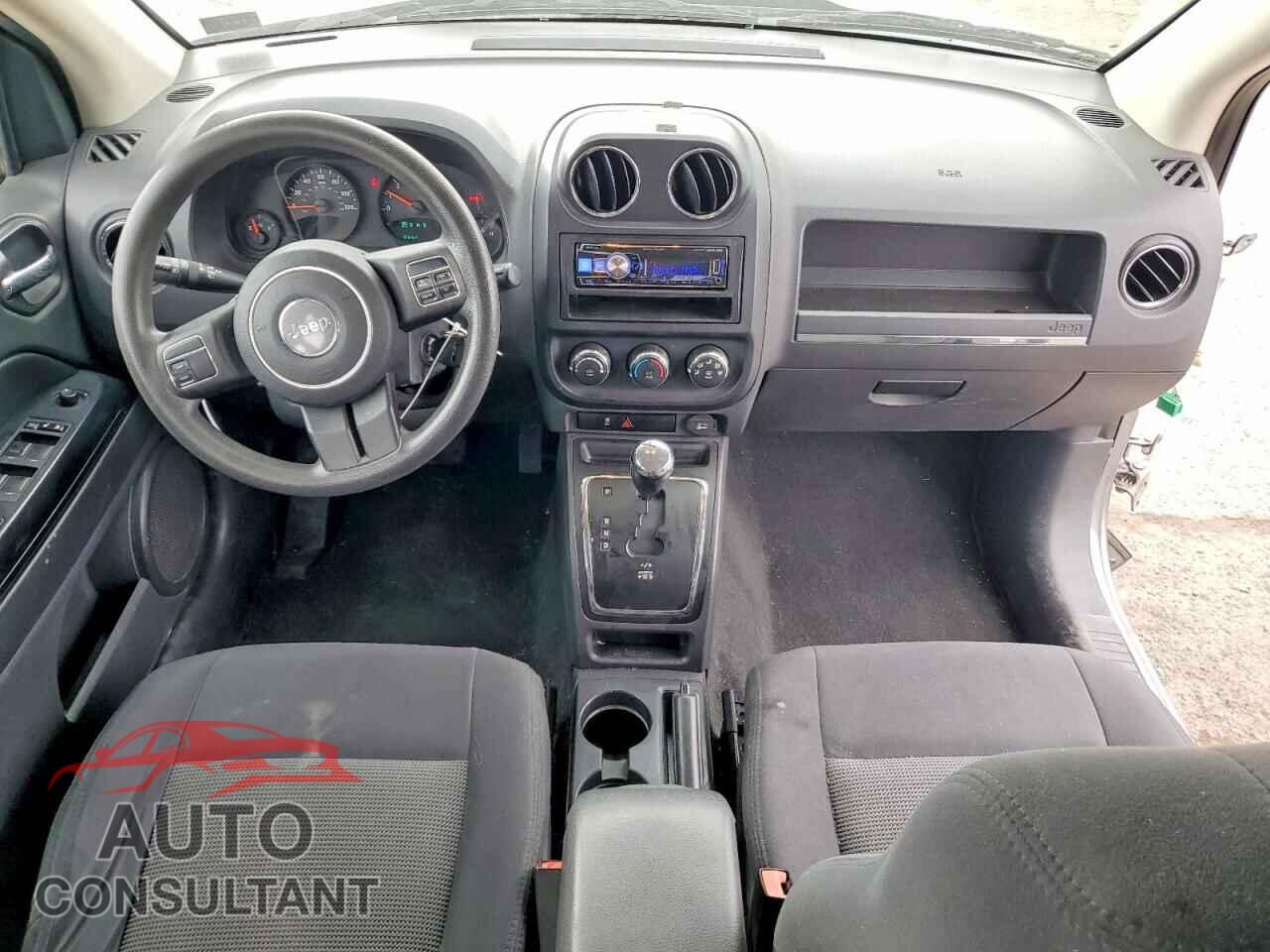 JEEP COMPASS 2011 - 1J4NF1FB5BD234983