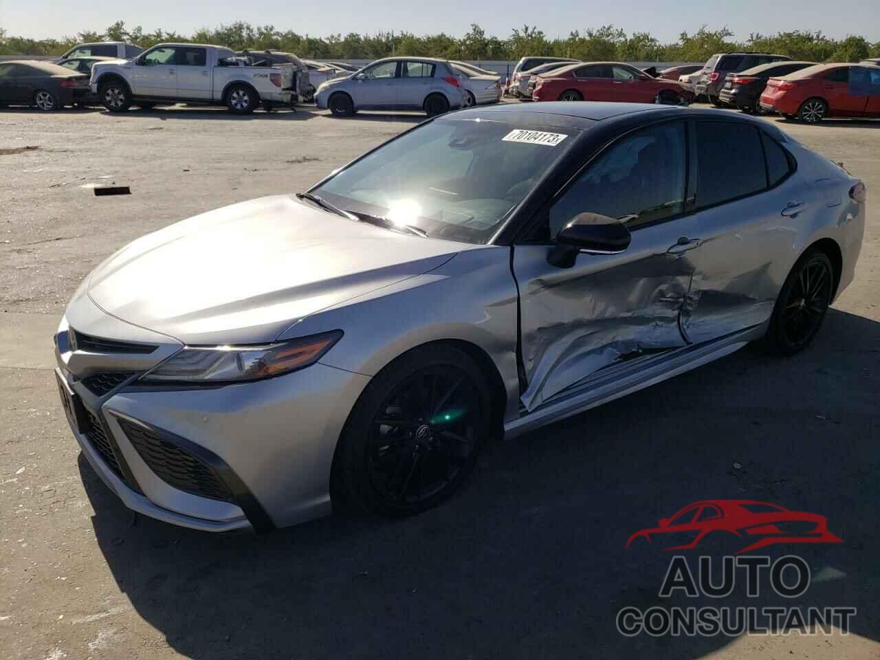 TOYOTA CAMRY 2022 - 4T1KZ1AK5NU063577
