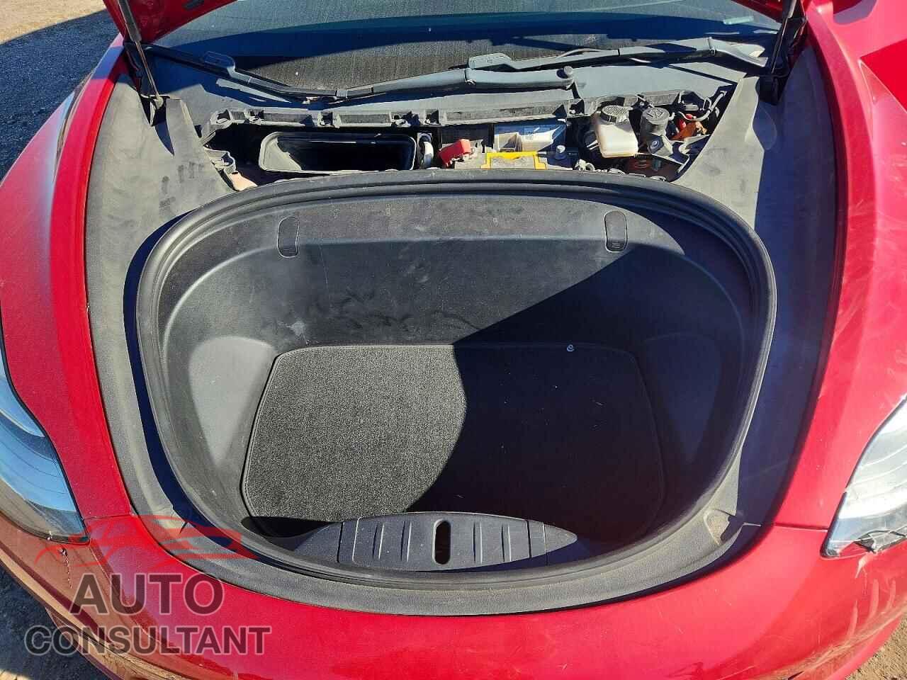 TESLA MODEL 3 2018 - 5YJ3E1EB6JF111797