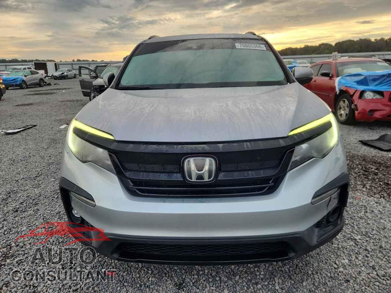 HONDA PILOT 2022 - 5FNYF5H24NB001276
