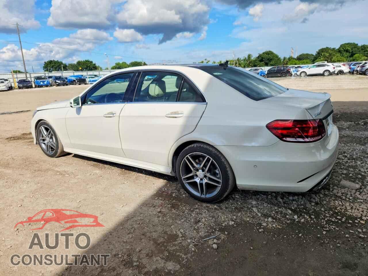 MERCEDES-BENZ E-CLASS 2014 - WDDHF9BBXEB068246