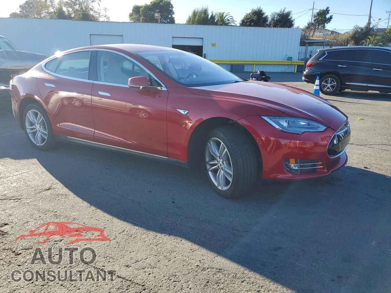 TESLA MODEL S 2014 - 5YJSA1H17EFP30571