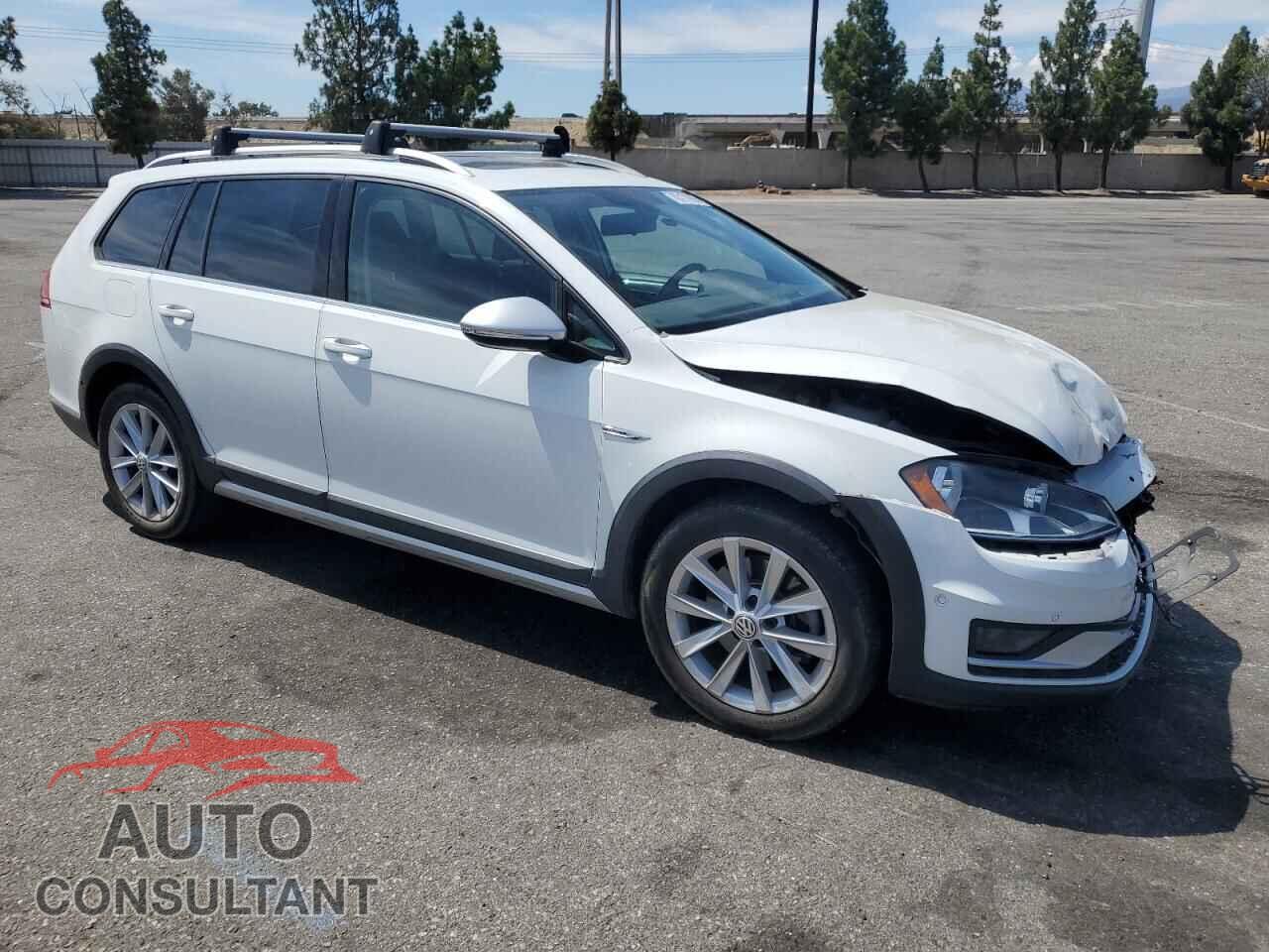 VOLKSWAGEN GOLF 2017 - 3VWH17AUXHM505351