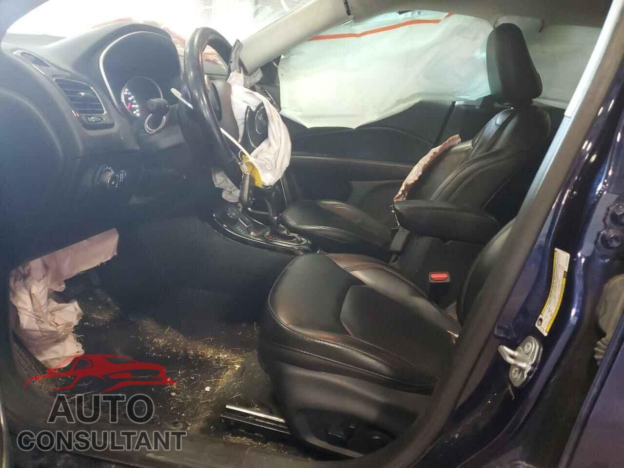 JEEP COMPASS 2019 - 3C4NJDCB3KT843039