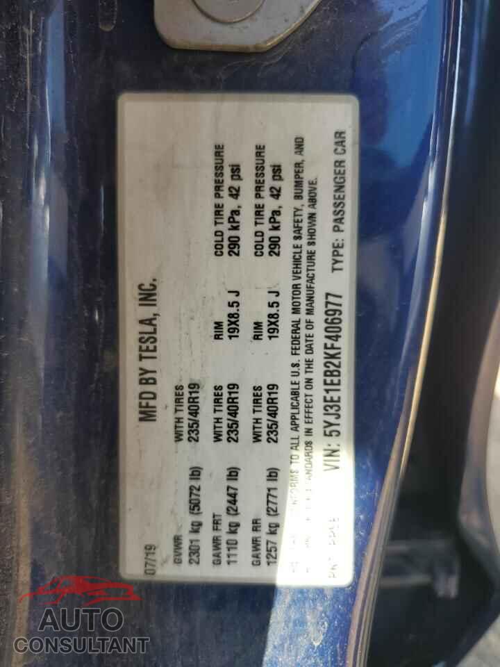 TESLA MODEL 3 2019 - 5YJ3E1EB2KF406977