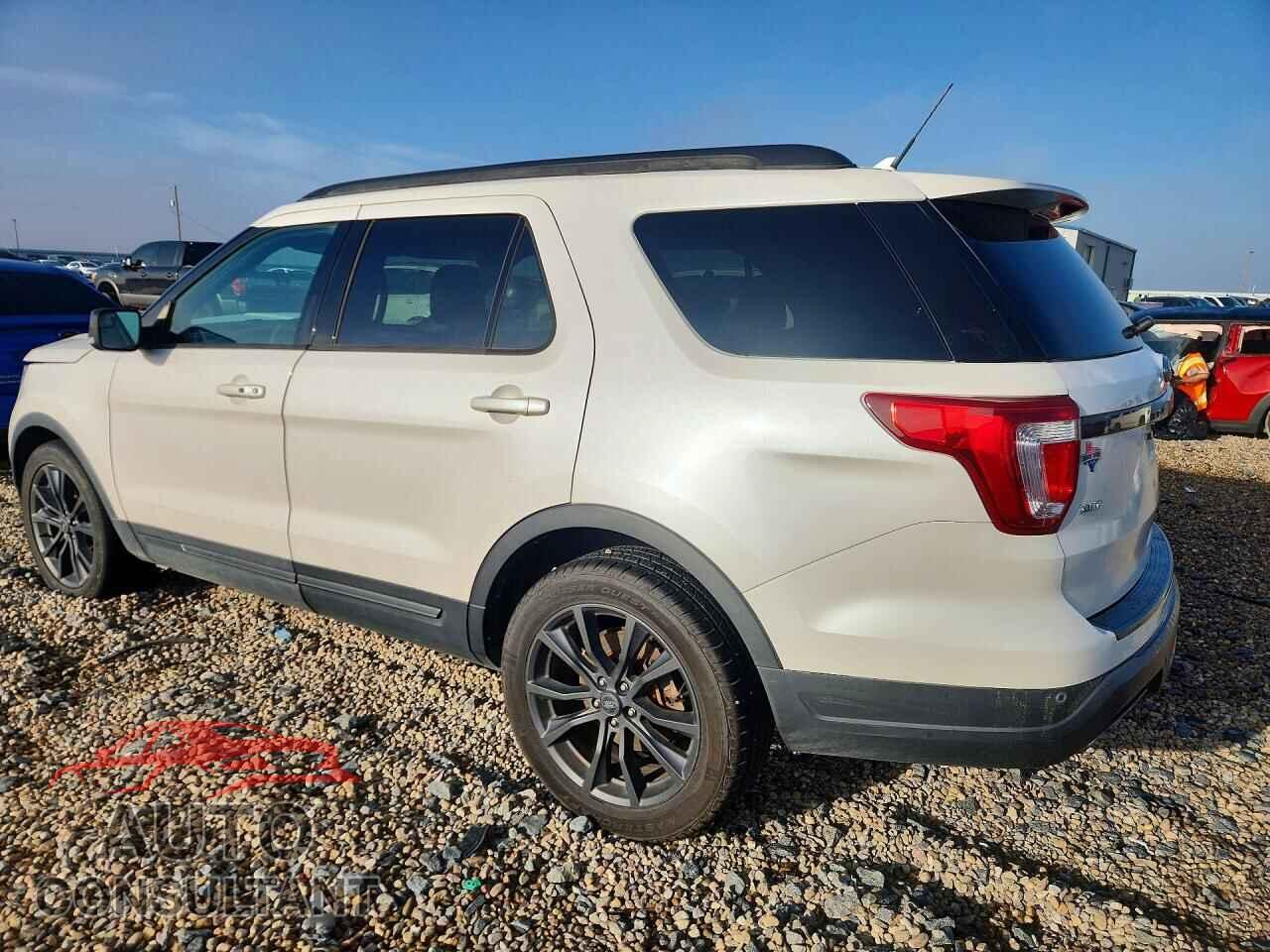 FORD EXPLORER 2018 - 1FM5K7D89JGB30047