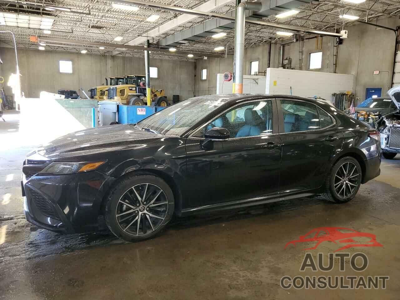 TOYOTA CAMRY 2022 - 4T1T11AK2NU040253