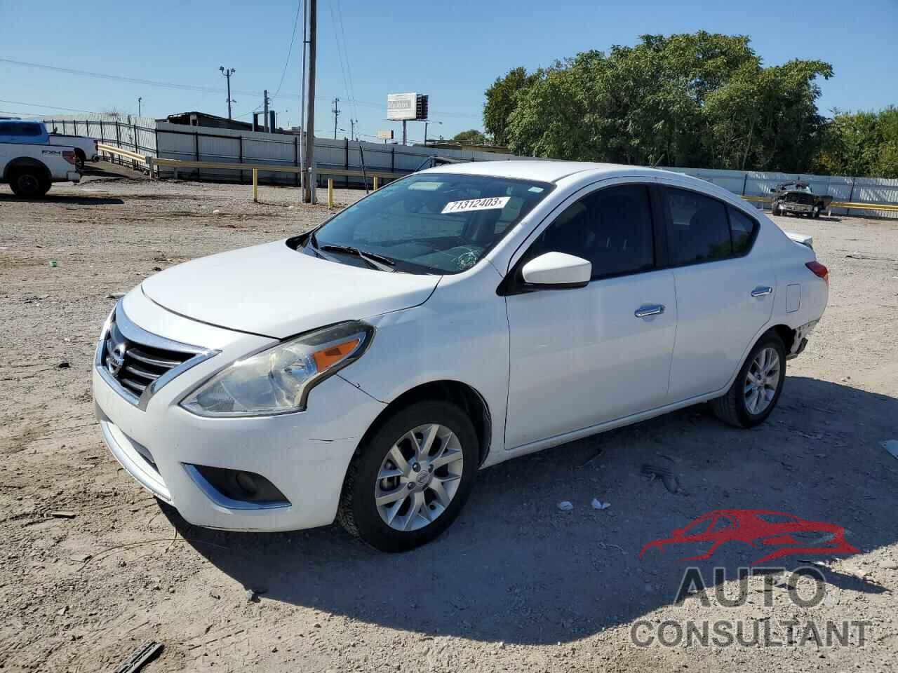 NISSAN VERSA 2018 - 3N1CN7AP5JL883071