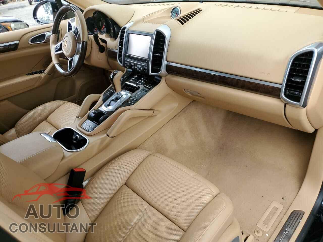 PORSCHE CAYENNE 2016 - WP1AA2A2XGKA10500