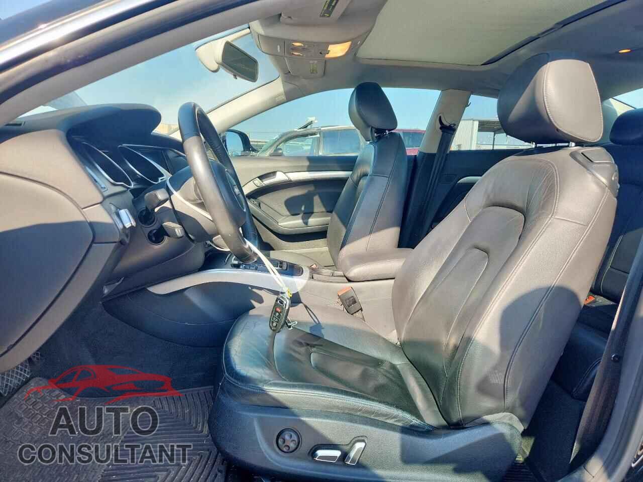 AUDI A5 2013 - WAUCFAFR2DA001607
