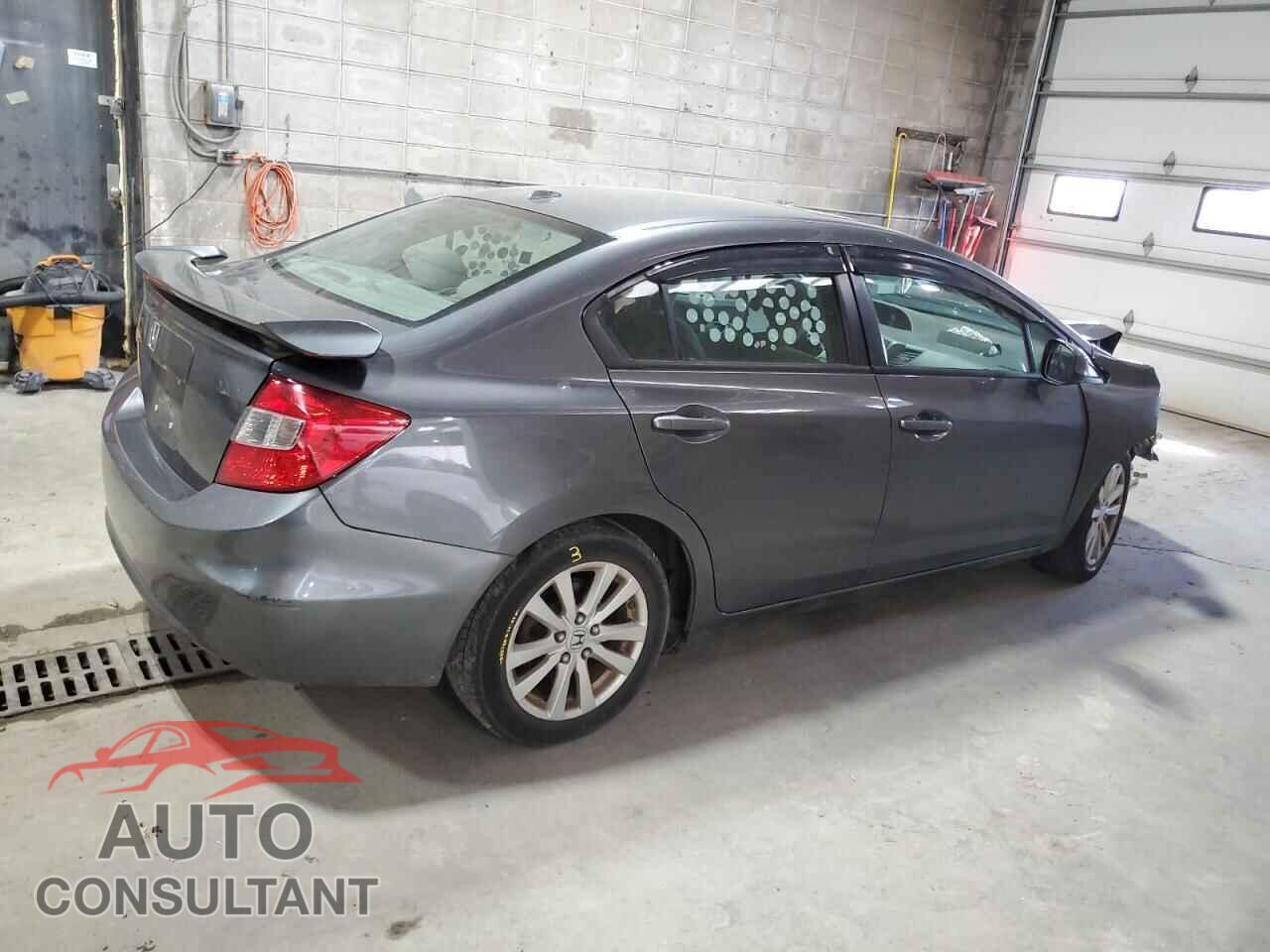 HONDA CIVIC 2012 - 2HGFB2F84CH540952