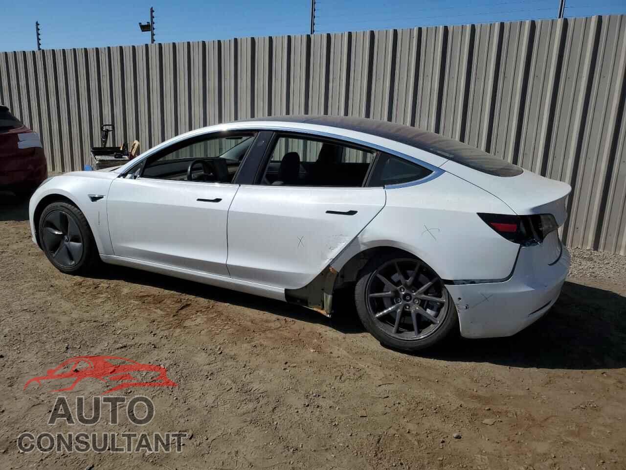 TESLA MODEL 3 2018 - 5YJ3E1EA1JF023019