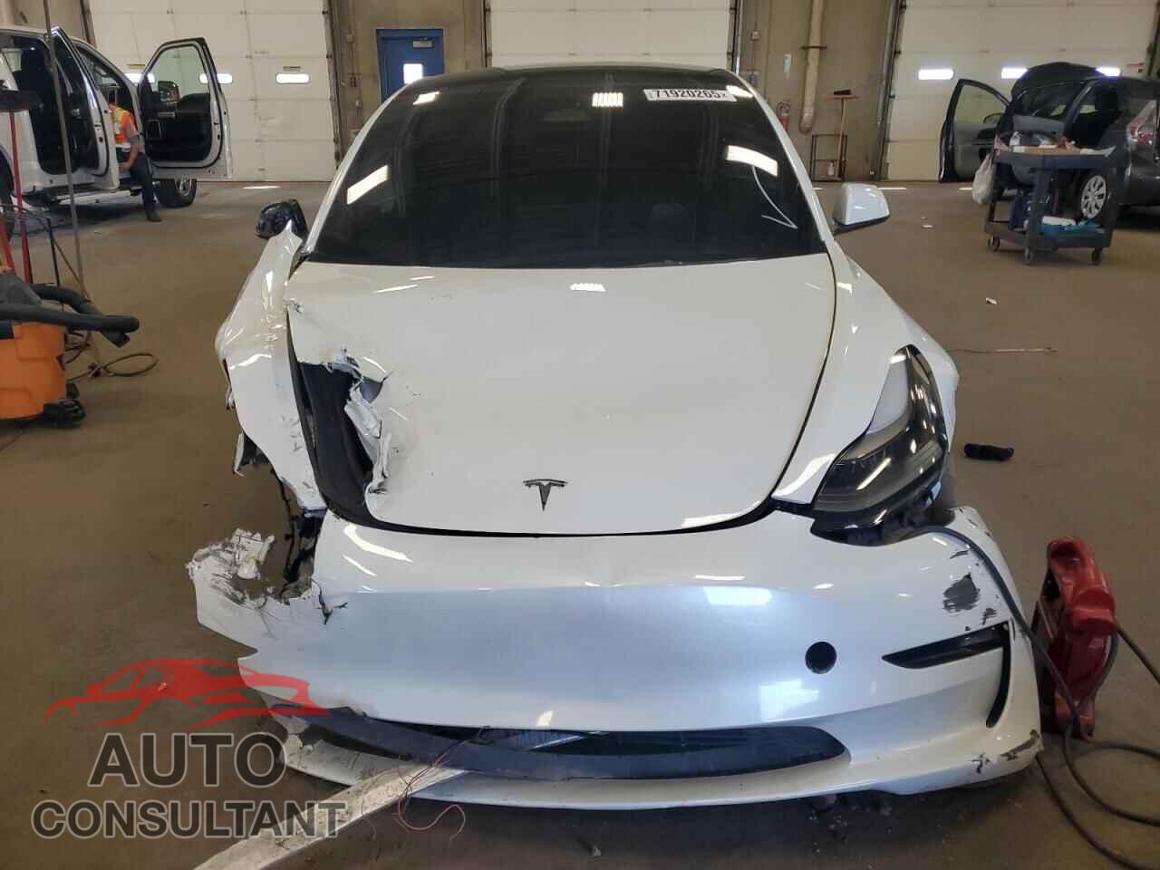 TESLA MODEL 3 2023 - 5YJ3E1EA9PF493582