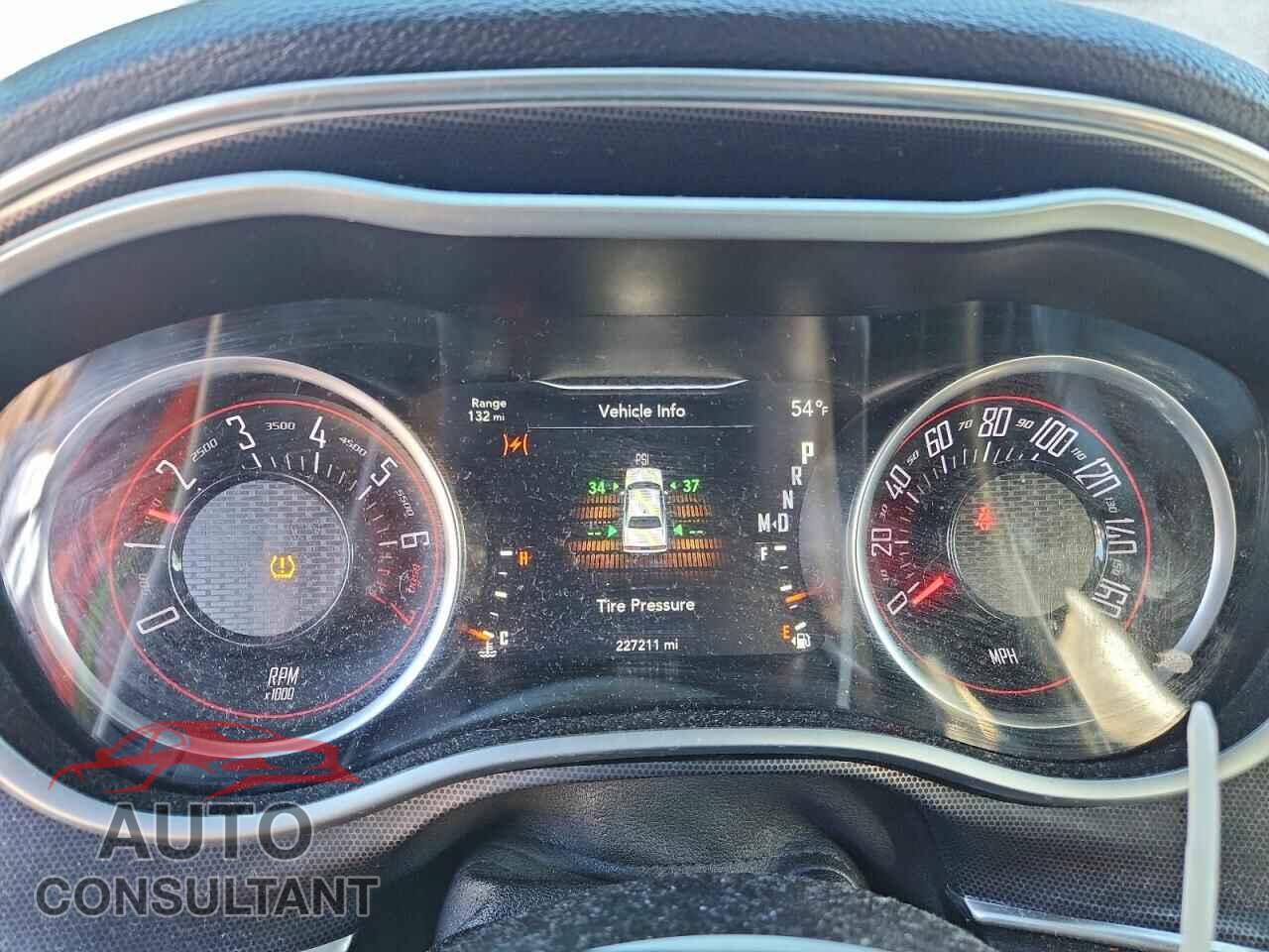 DODGE CHALLENGER 2018 - 2C3CDZAG4JH271663
