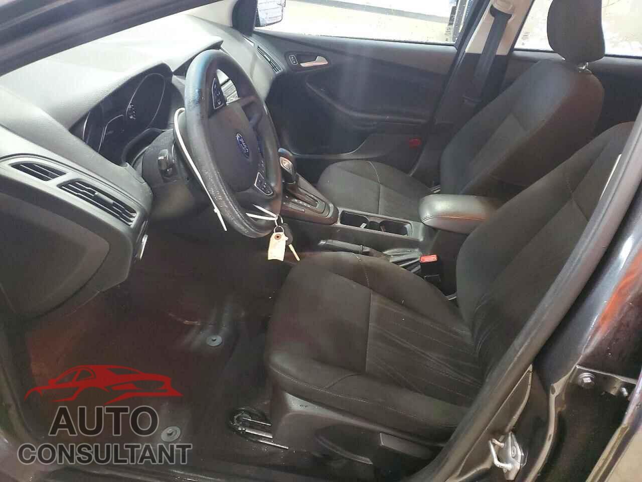 FORD FOCUS 2017 - 1FADP3FE7HL339856