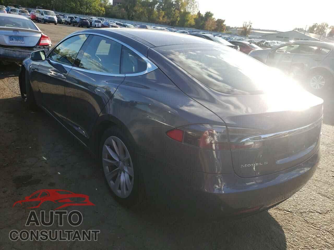 TESLA MODEL S 2016 - 5YJSA1E20GF158100