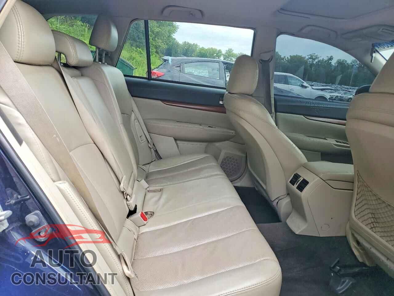 SUBARU OUTBACK 2013 - 4S4BRBPC5D3237769