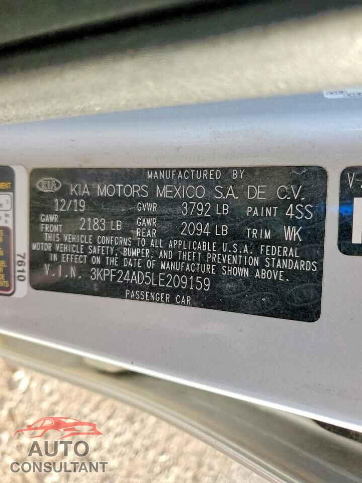 KIA FORTE 2020 - 3KPF24AD5LE209159