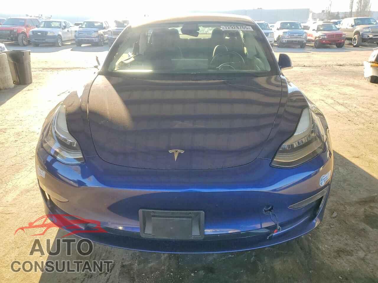 TESLA MODEL 3 2018 - 5YJ3E1EA8JF105653