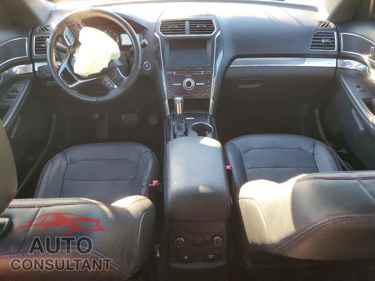 FORD EXPLORER 2018 - 1FM5K8GT6JGB01773