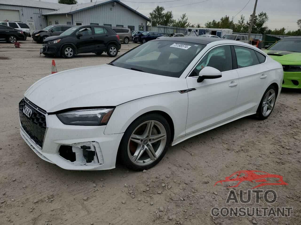 AUDI A5 2021 - WAUDACF57MA011416